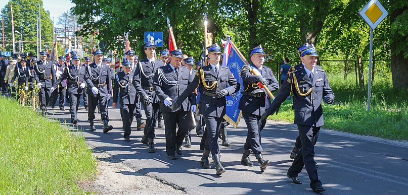 80 lat OSP w gminie Police i sztandar dla OSP Tatynia