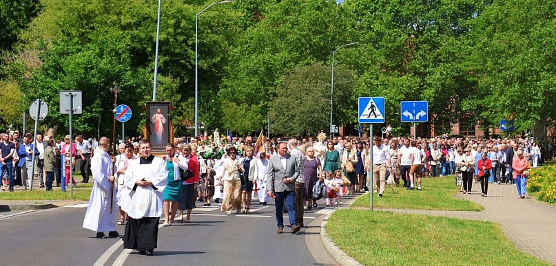 Boże Ciało. Ulicami Polic przejdą procesje, będą utrudnienia
