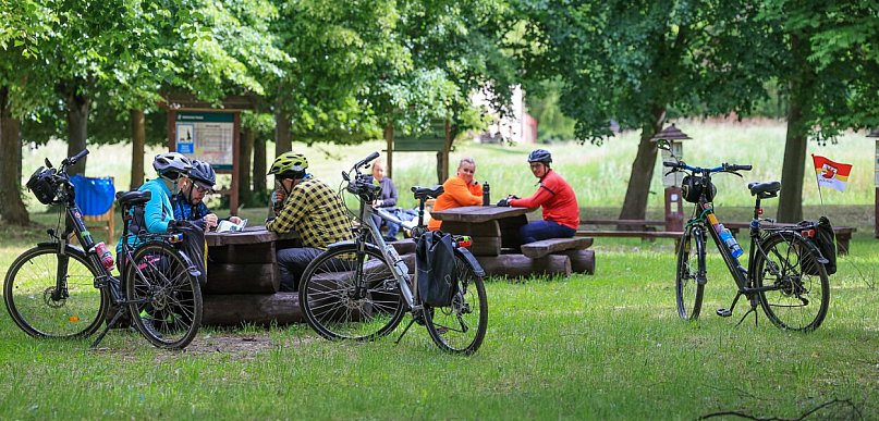 Rowerowe Questy – Rodzinny Rajd Rowerowy po gminie Police
