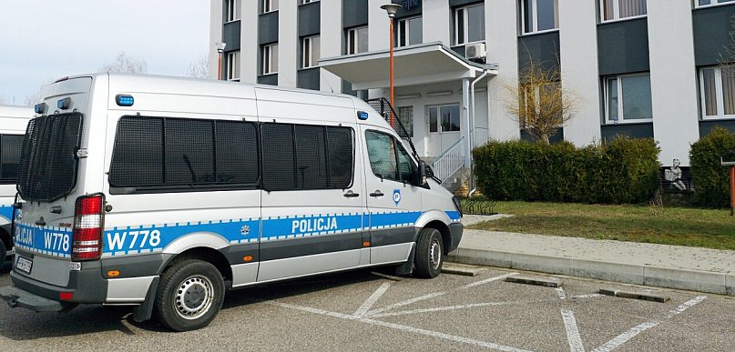 Dokonali kradzieży samochodu w firmie, w której byli zatrudnieni