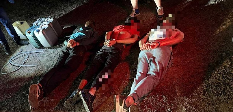 Policjanci zatrzymali 3 sprawców kradzieży paliwa z koparek