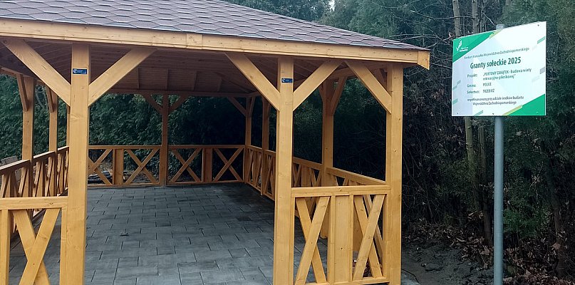 Trzebież. Portowy zakątek już gotowy! - 20676