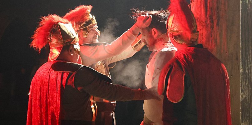 Misterium Męki Pańskiej w Jasienicy – niezwykłe widowisko plenerowe [zapowiedź]