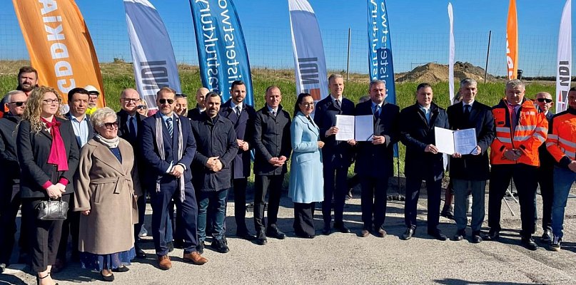 Podpisano umowę na budowę odcinka Police-Dołuje