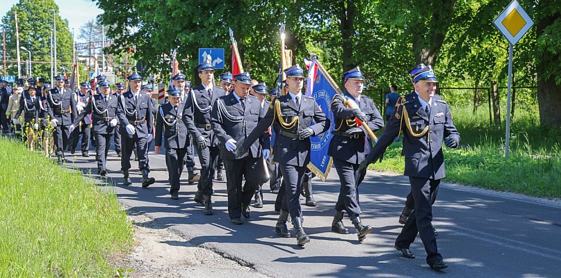 80 lat OSP w gminie Police i sztandar dla OSP Tatynia