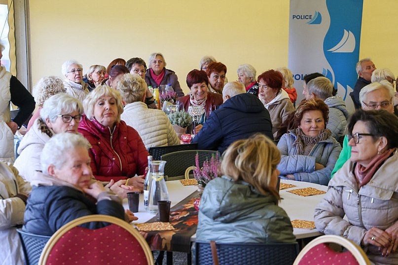 Seniorzy bawili się w Trzebieży