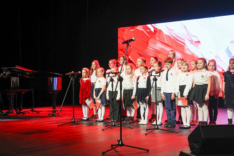 Rodzinny Śpiewnik Patriotyczny