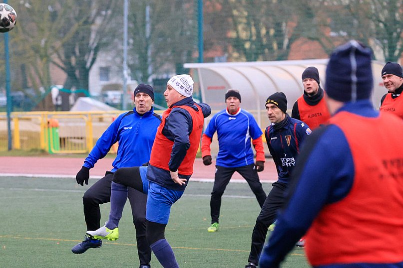 Szampan, boisko i 37 lat tradycji