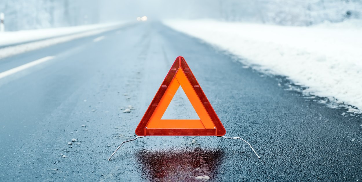 ⚠️ Gołoledź w całym regionie. Ostrzeżenie dla mieszkańców