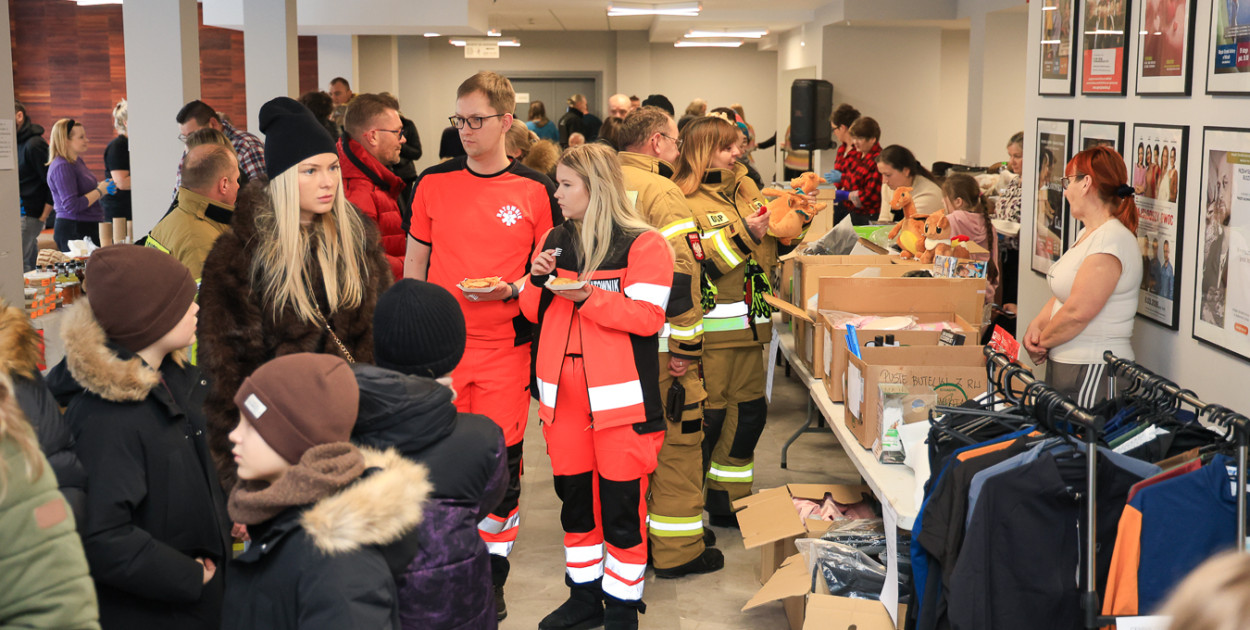 Kiermasz charytatywny w Policach. Pomoc dla strażaka Bartka