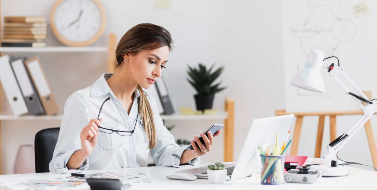 Działalność lekarska a kontrakt, etat i prywatna praktyka - jak to poprawnie...