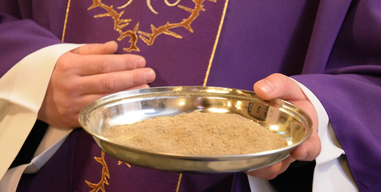 W Kościele katolickim Środa Popielcowa rozpoczyna Wielki Post