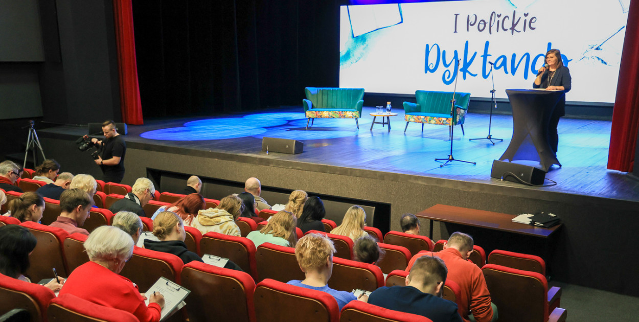 Trudne słowa, wielkie emocje. I Polickie Dyktando