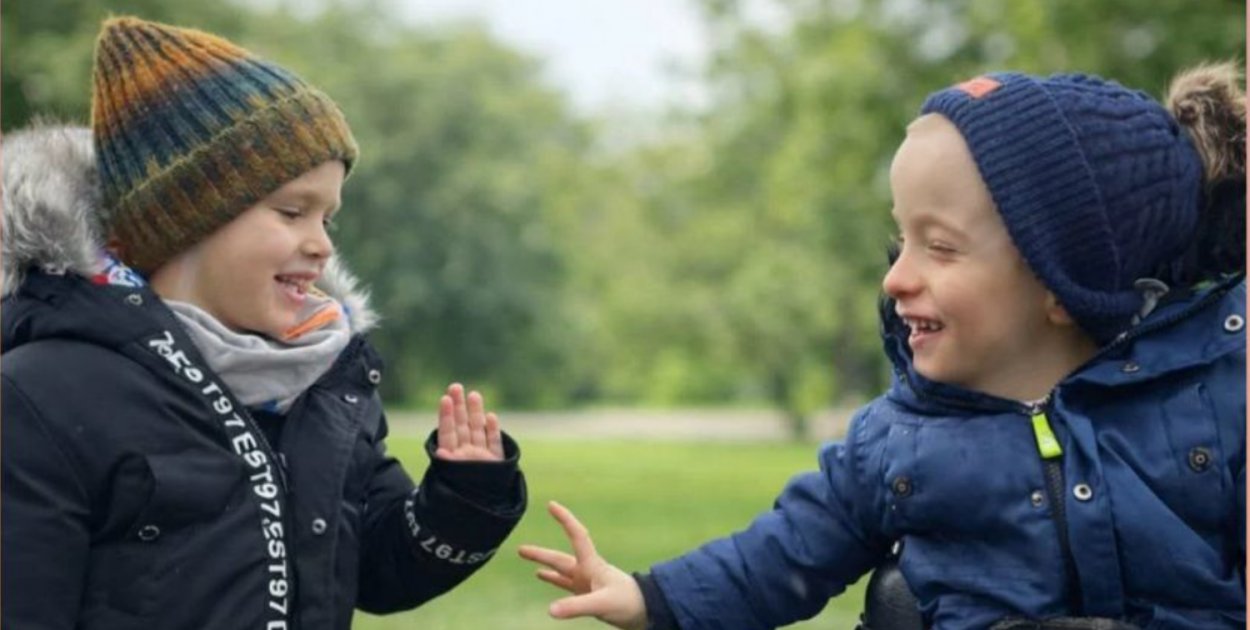 Gramy dla Adasia i Natanka