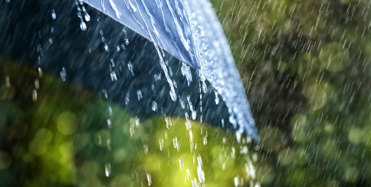 Ostrzeżenie IMGW. Nadciągają ulewy, możliwe podtopienia!